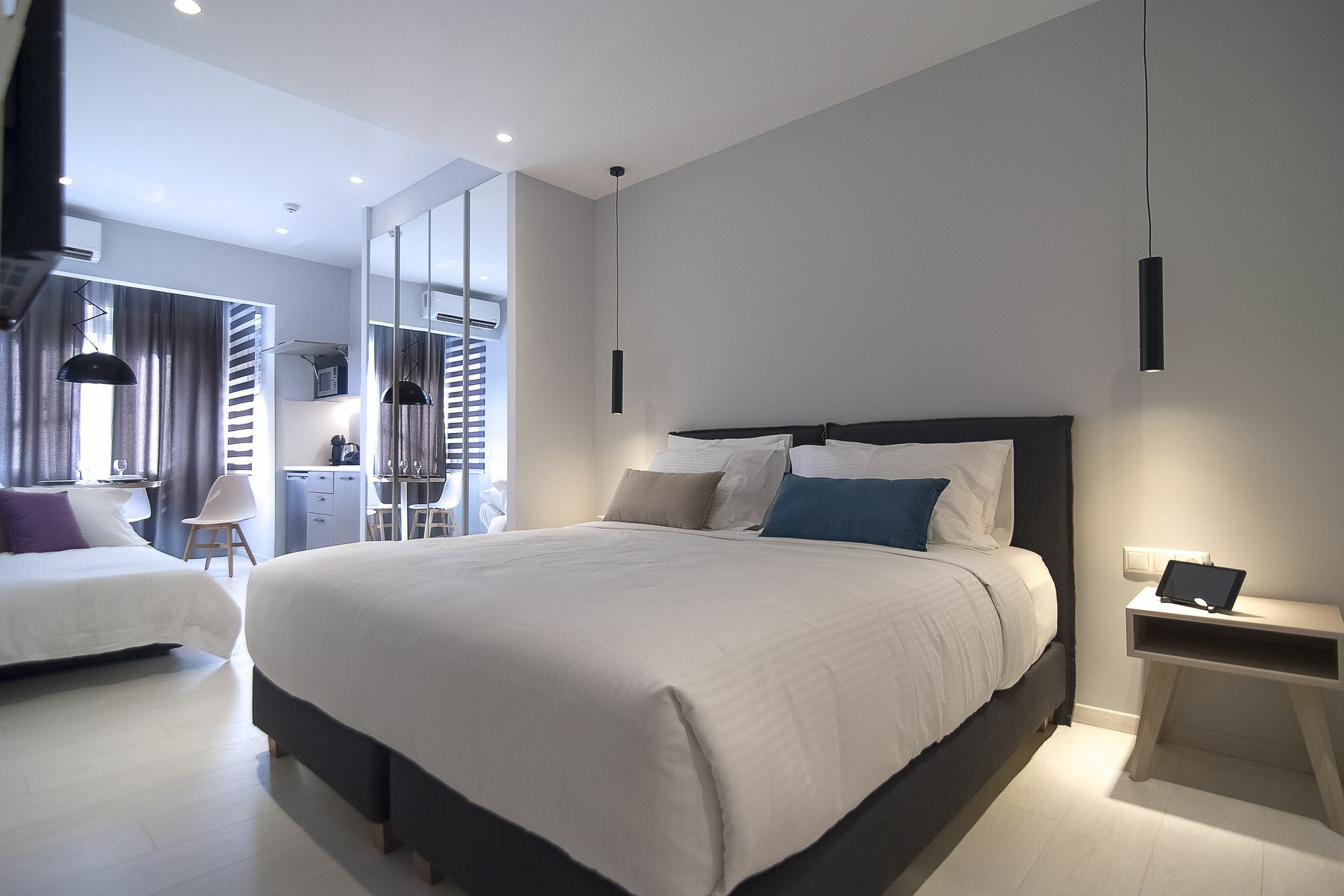 Acropolis Hotel 2*